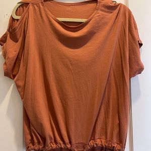 Rust colored athleisure t shirt